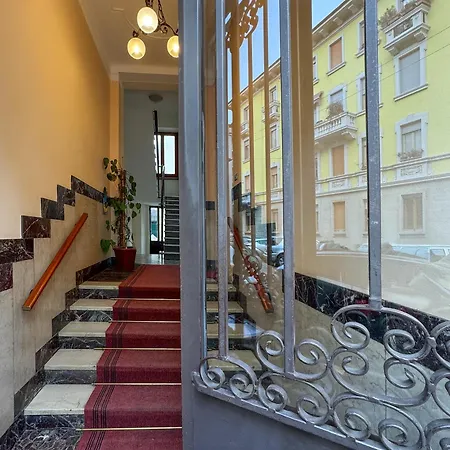 Luxury Design Clefi Apartment *